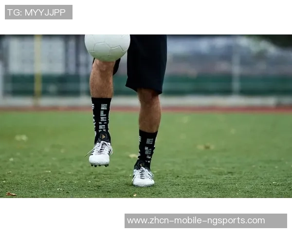 小学生足球教材全面解析与实用技巧分享助力孩子快乐成长